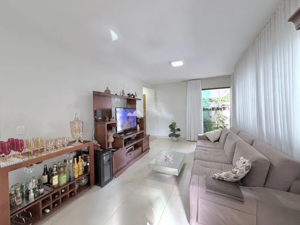 Apartamento, 4 quartos, 216 m² - Foto 1
