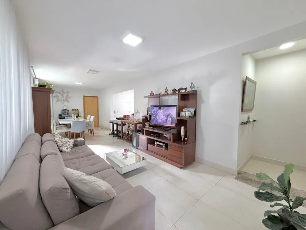Apartamento, 4 quartos, 216 m² - Foto 3