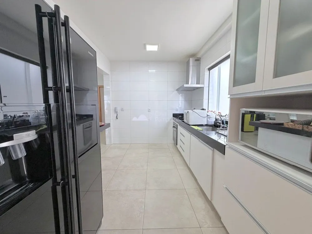 Apartamento, 4 quartos, 216 m² - Foto 11