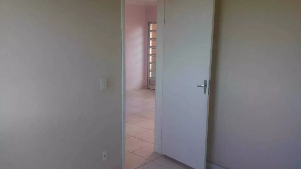 Apartamento à venda com 2 quartos, 44m² - Foto 5