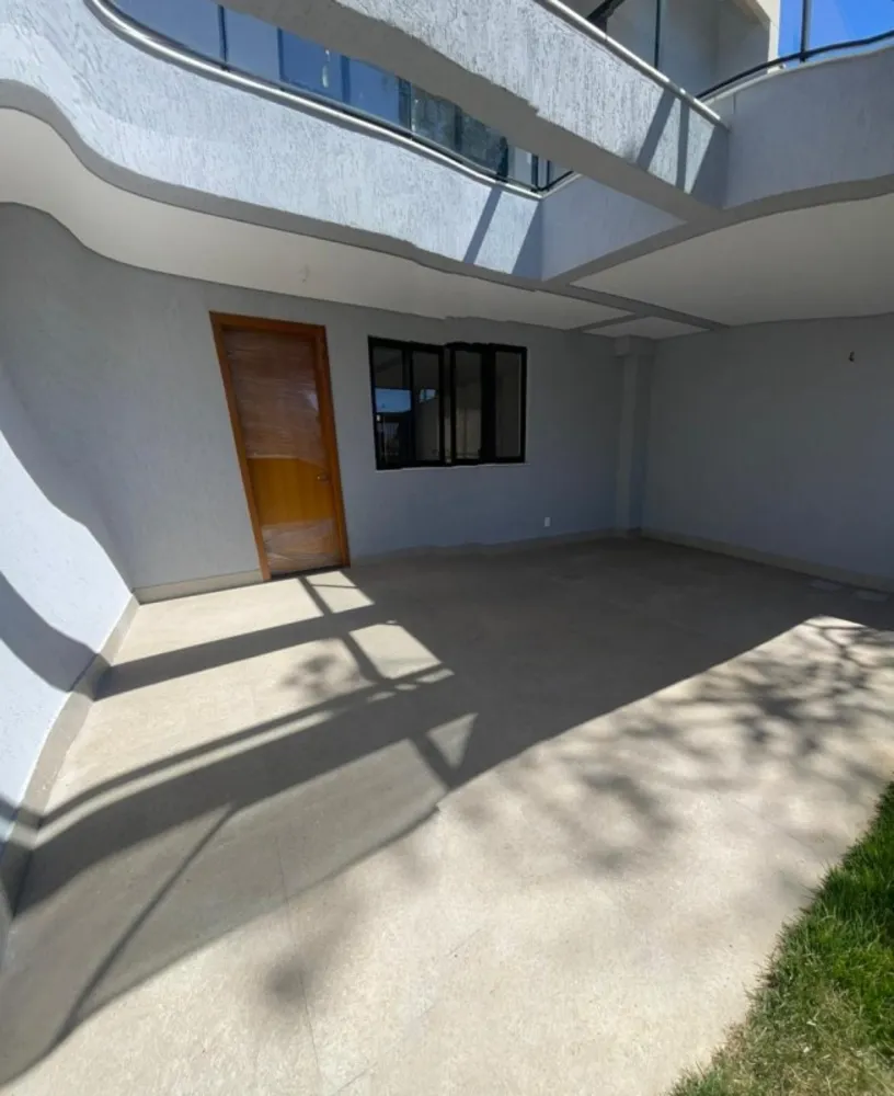 Casa, 3 quartos, 121 m² - Foto 2