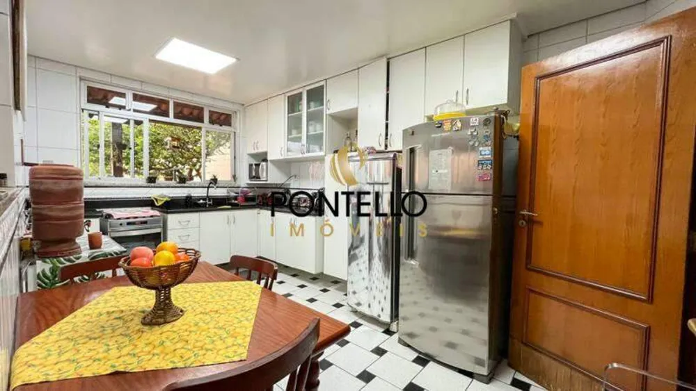 Casa, 3 quartos, 418 m² - Foto 3