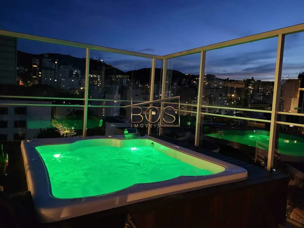 Cobertura, 3 quartos, 217 m² - Foto 1