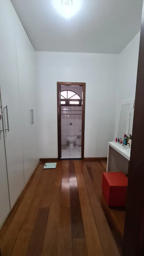 Casa, 5 quartos, 351 m² - Foto 11