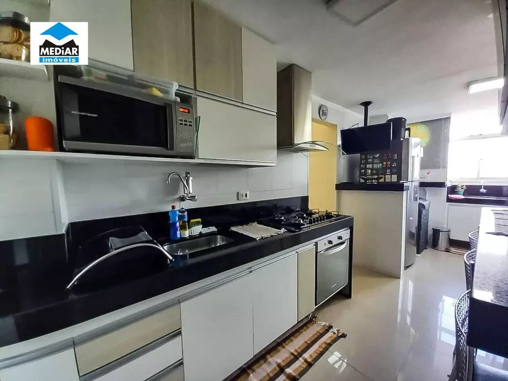 Apartamento à venda com 3 quartos, 90m² - Foto 9