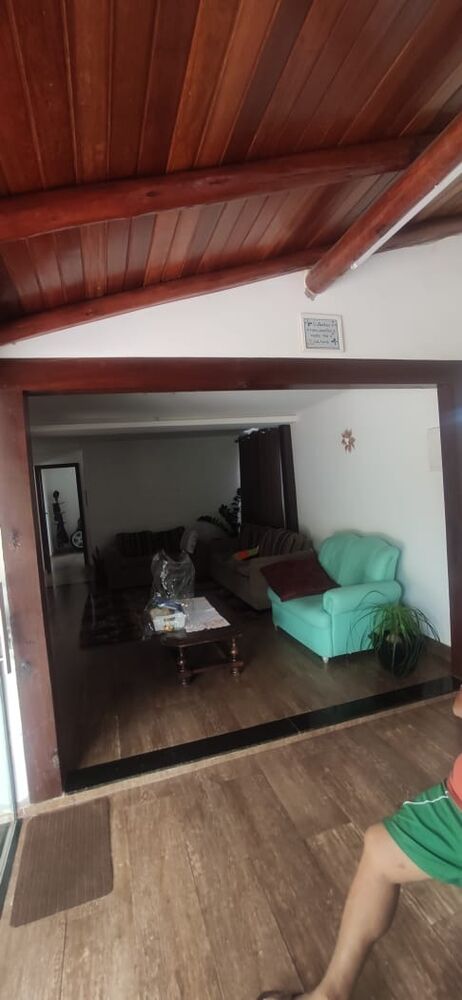 Casa à venda com 6 quartos, 1100m² - Foto 4