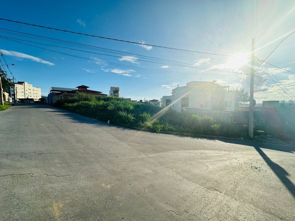 Terreno à venda, 365m² - Foto 1