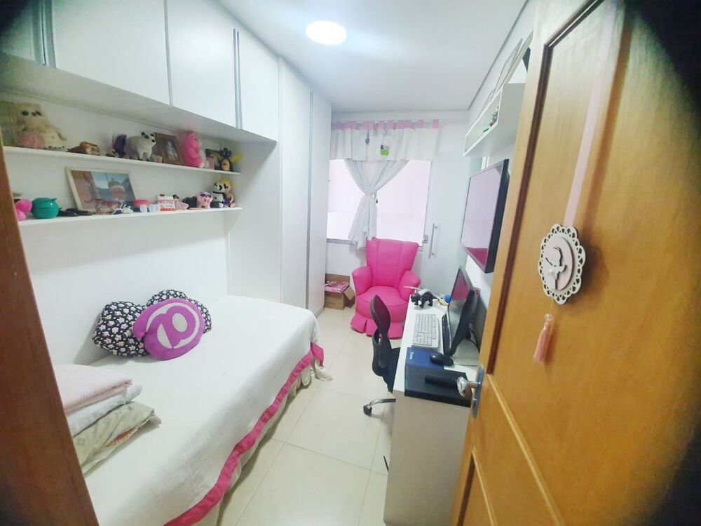 Casa à venda com 2 quartos, 320m² - Foto 6