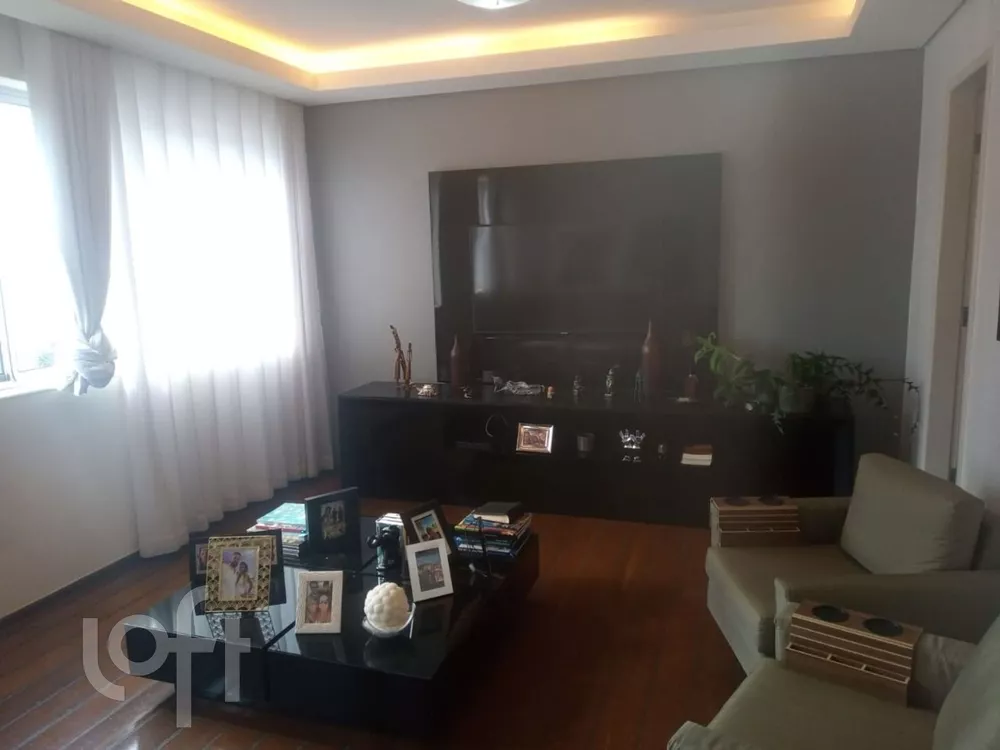 Apartamento à venda com 4 quartos, 220m² - Foto 3