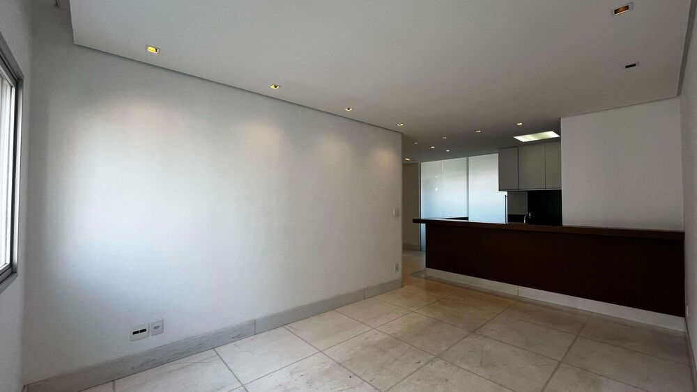 Apartamento à venda com 3 quartos, 86m² - Foto 1