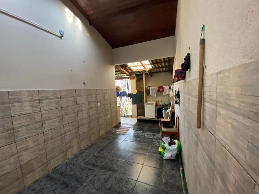 Casa, 6 quartos, 296 m² - Foto 2