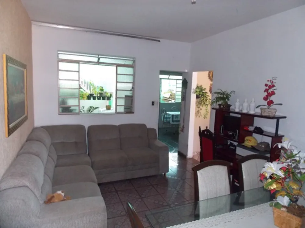 Casa, 4 quartos, 287 m² - Foto 1