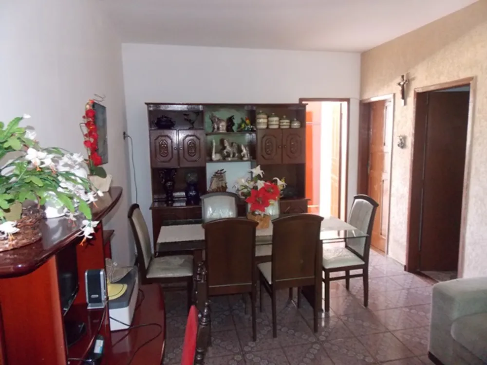 Casa, 4 quartos, 287 m² - Foto 2