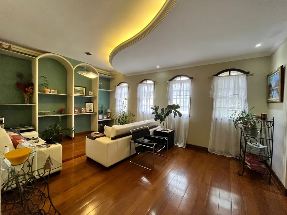 Casa, 4 quartos, 320 m² - Foto 1