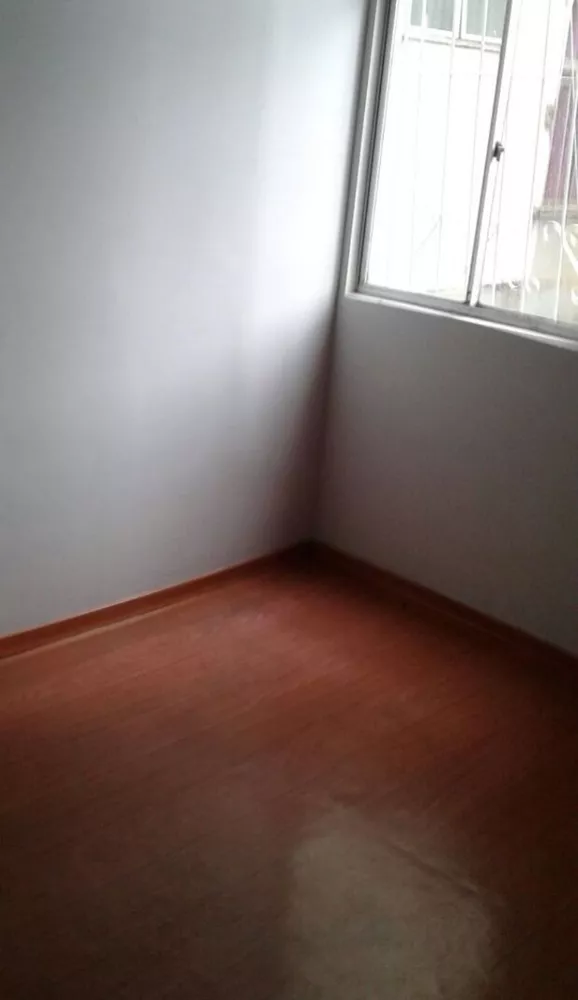 Apartamento à venda com 2 quartos, 55m² - Foto 4