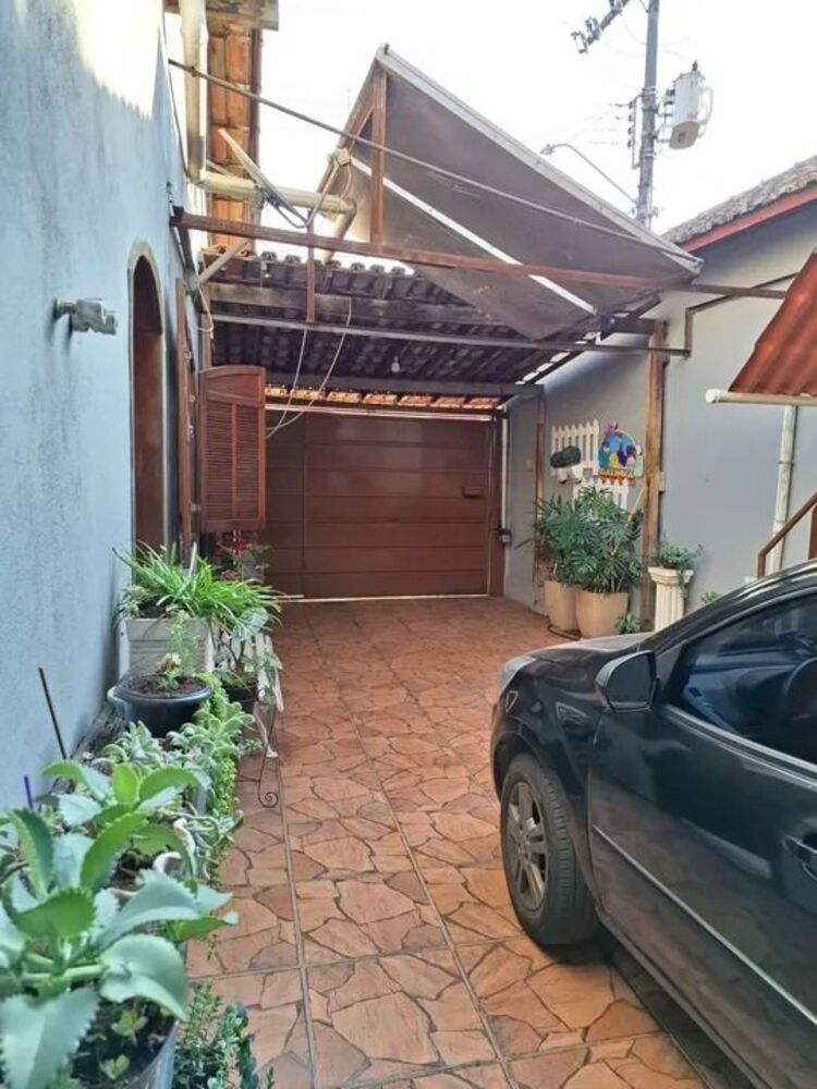 Casa à venda com 5 quartos, 288m² - Foto 2