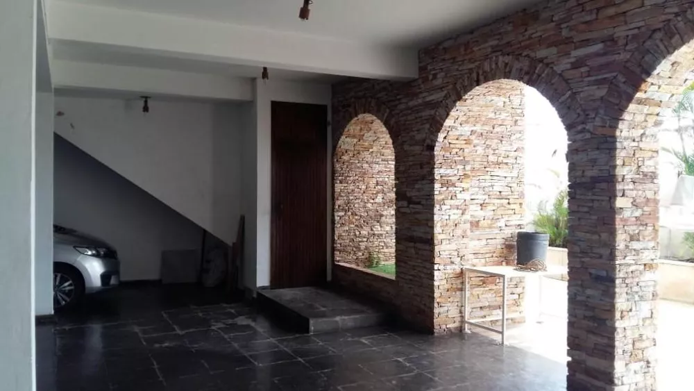 Casa à venda com 5 quartos, 300m² - Foto 6