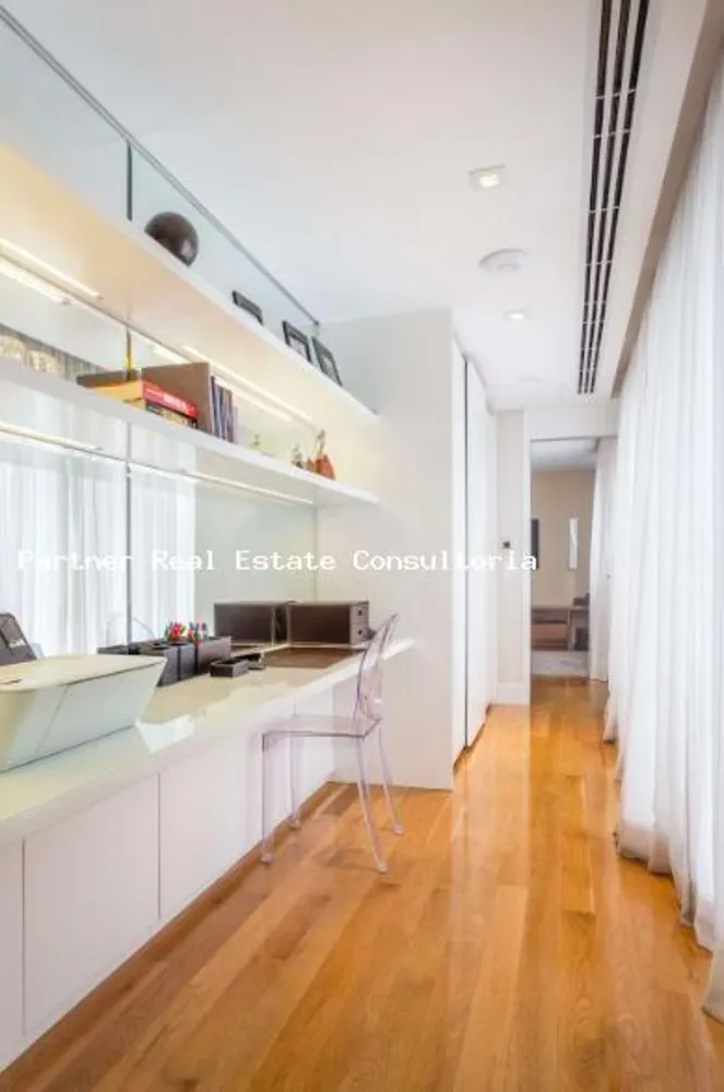 Apartamento, 3 quartos, 275 m² - Foto 1
