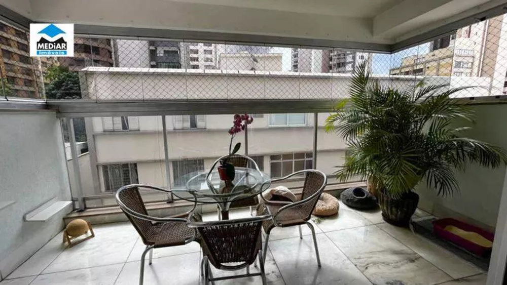 Apartamento à venda com 3 quartos, 120m² - Foto 6