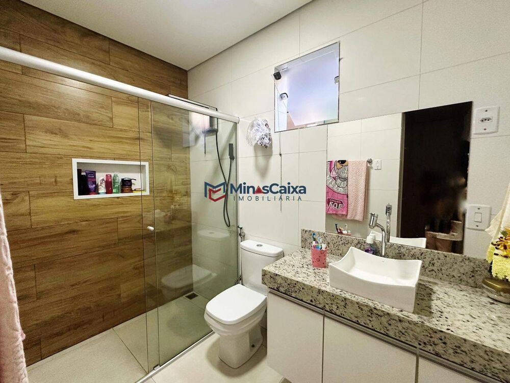 Casa à venda com 3 quartos, 298m² - Foto 9