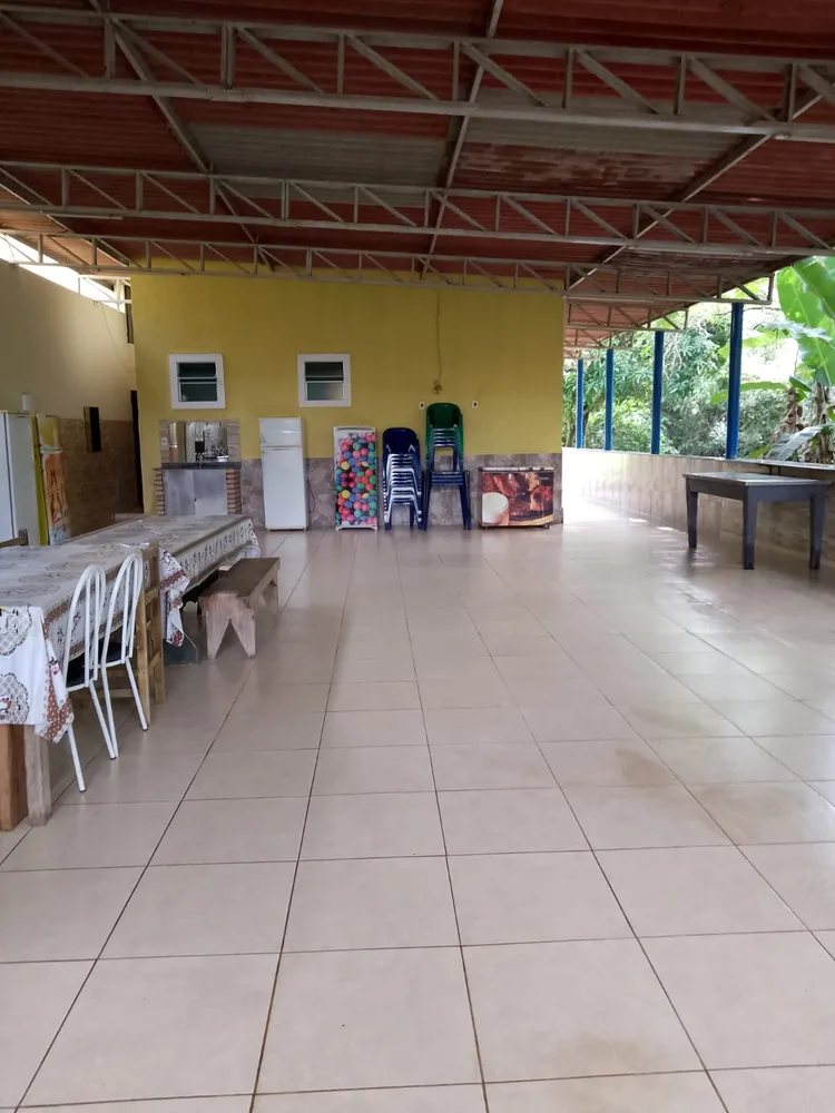 Chácara, 3 quartos, 2360 m² - Foto 2