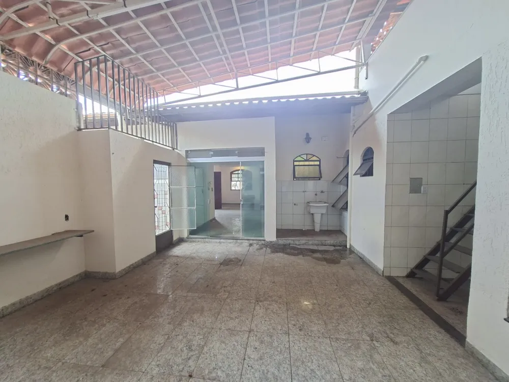 Casa, 4 quartos, 300 m² - Foto 11