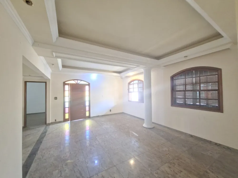 Casa, 4 quartos, 300 m² - Foto 2