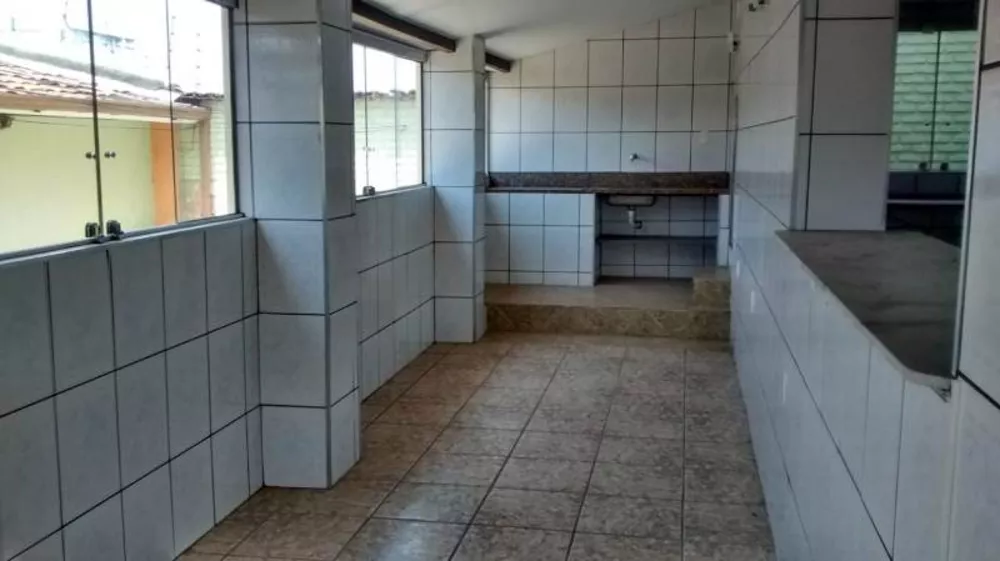 Casa à venda com 4 quartos, 280m² - Foto 19