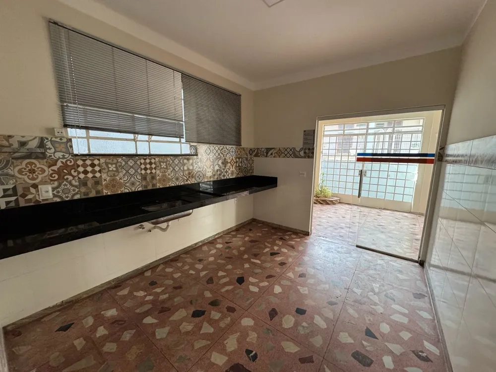 Casa, 3 quartos, 197 m² - Foto 8