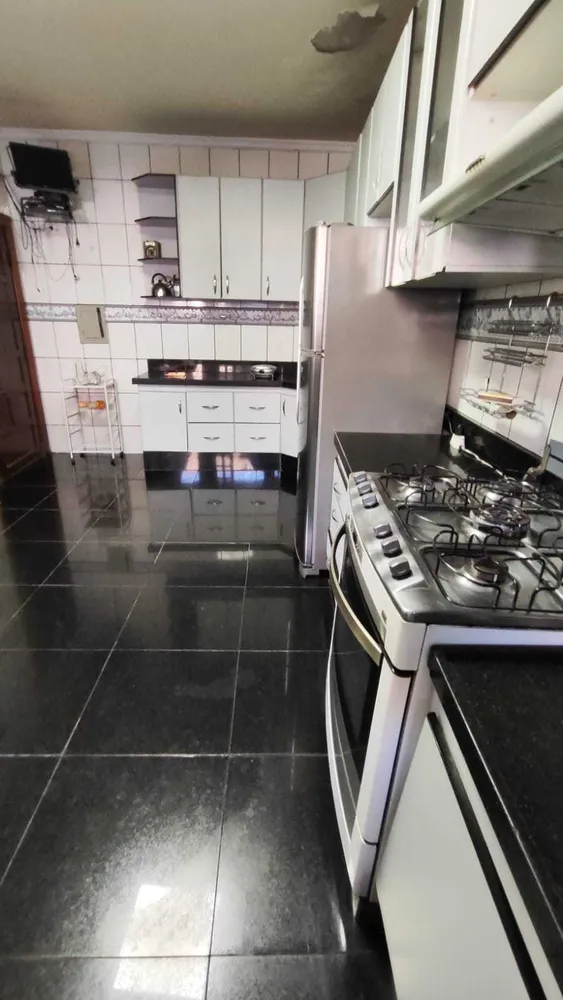 Casa, 3 quartos, 360 m² - Foto 11