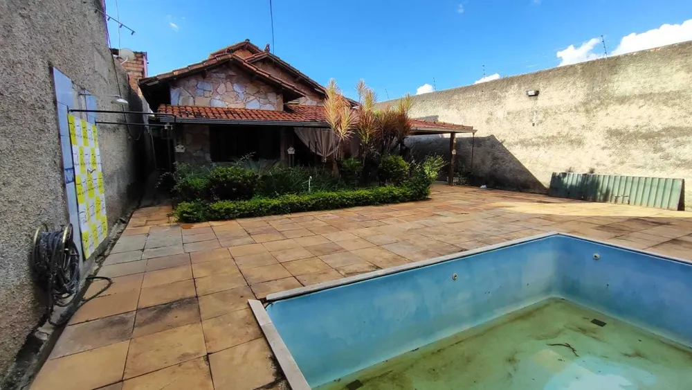 Casa, 3 quartos, 360 m² - Foto 1