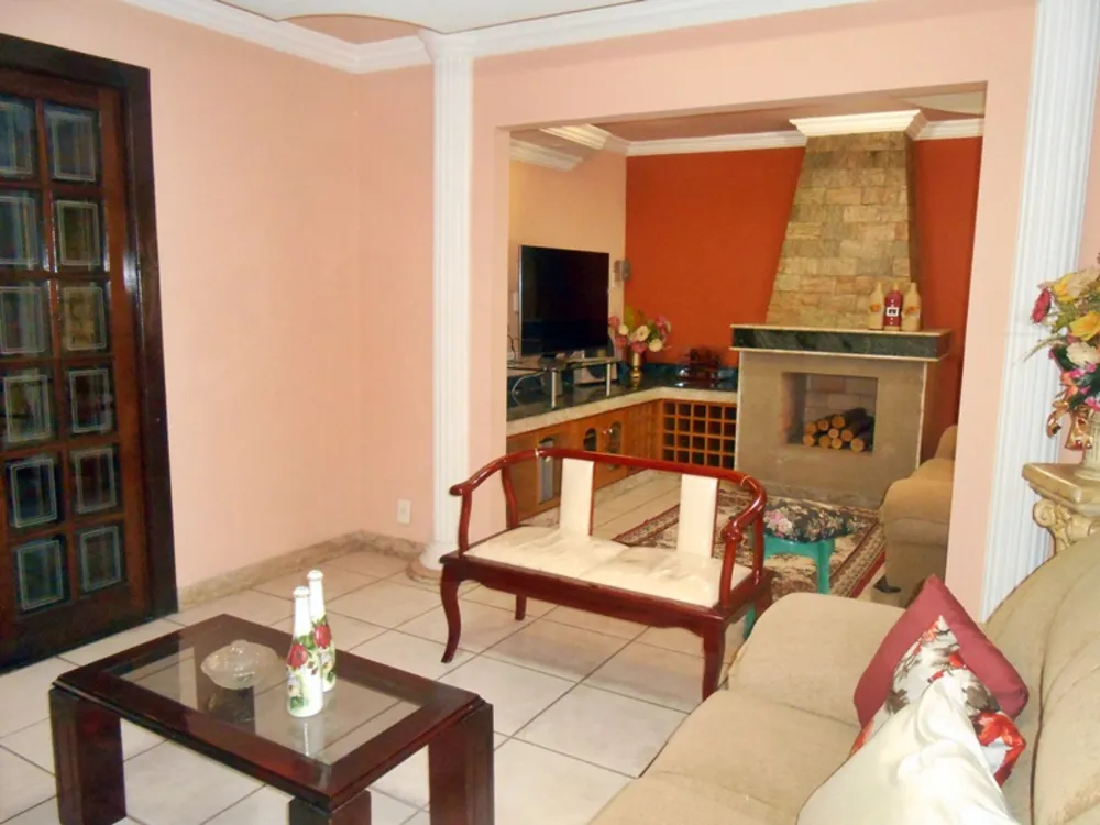 Casa, 5 quartos, 260 m² - Foto 4