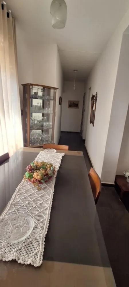 Casa, 10 quartos, 278 m² - Foto 2
