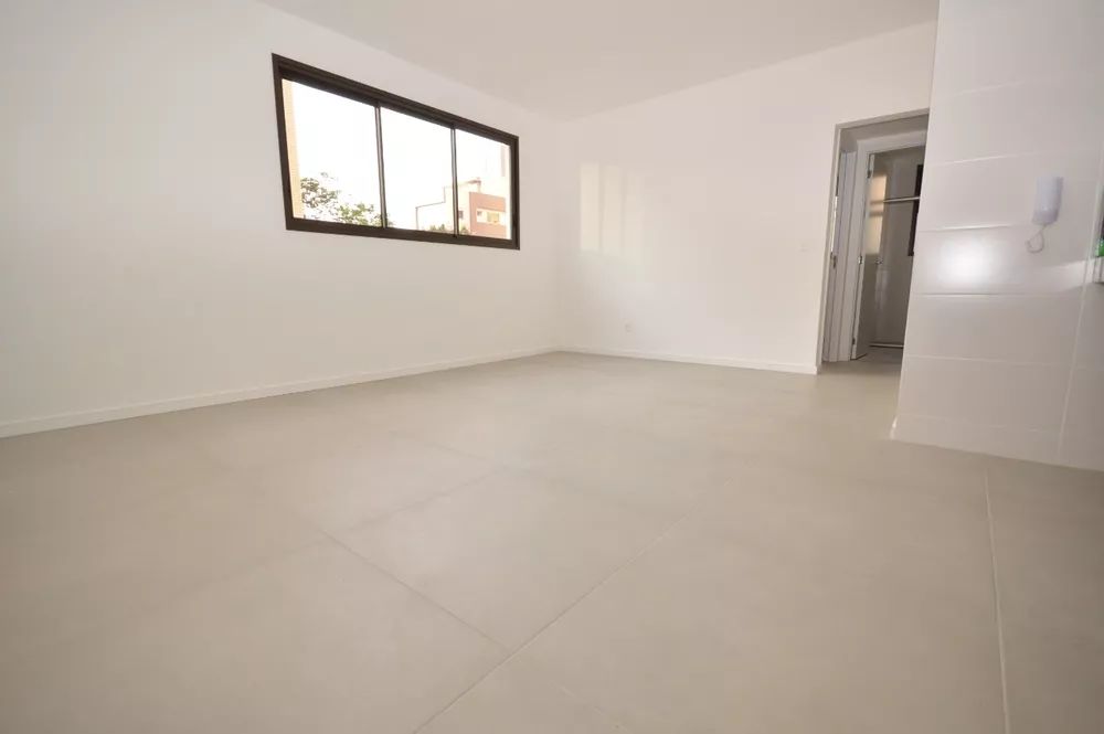 Apartamento à venda com 2 quartos, 71m² - Foto 1