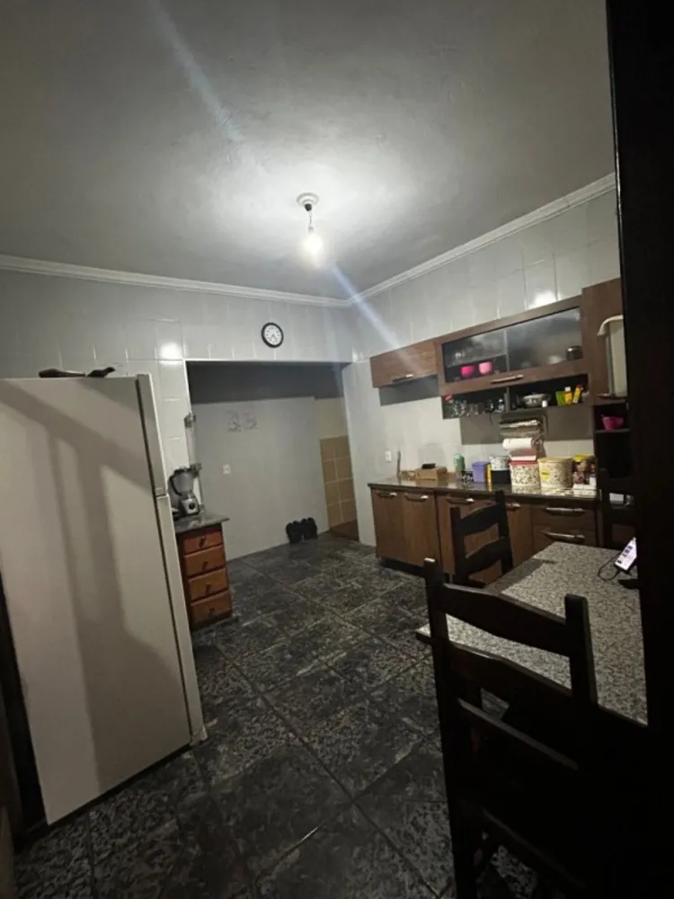 Casa, 3 quartos, 360 m² - Foto 3