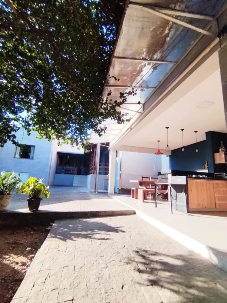 Casa, 3 quartos, 187 m² - Foto 2