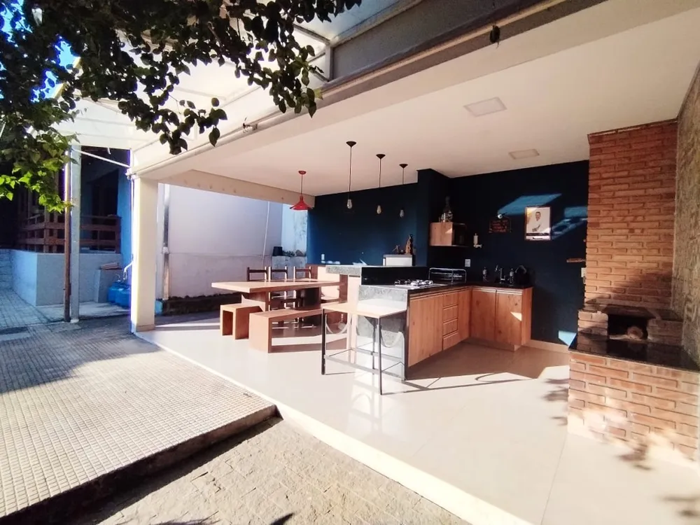 Casa, 3 quartos, 187 m² - Foto 1