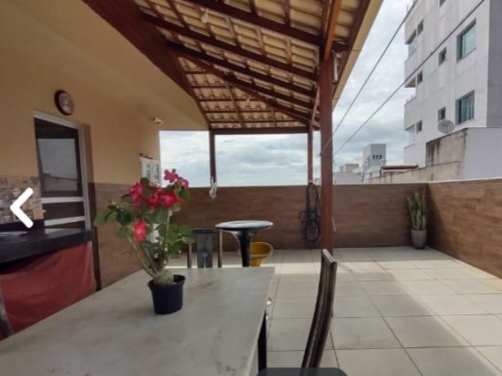 Cobertura à venda com 2 quartos, 110m² - Foto 2