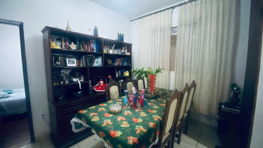 Casa à venda com 3 quartos, 163m² - Foto 3