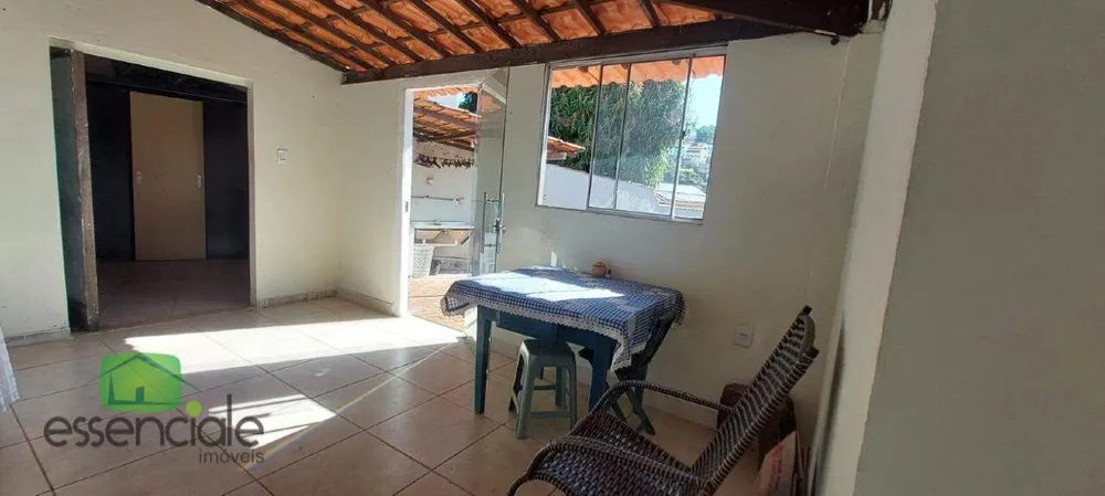 Casa, 3 quartos, 240 m² - Foto 9
