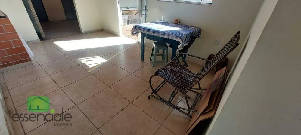 Casa, 3 quartos, 240 m² - Foto 15