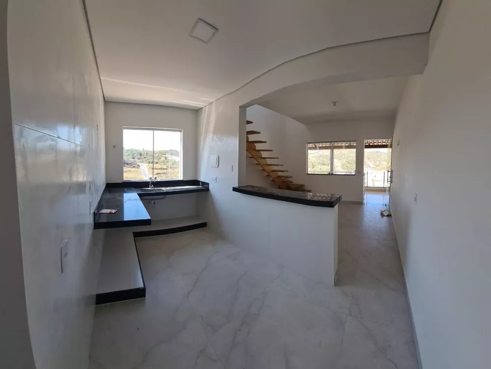 Casa à venda com 2 quartos, 140m² - Foto 18