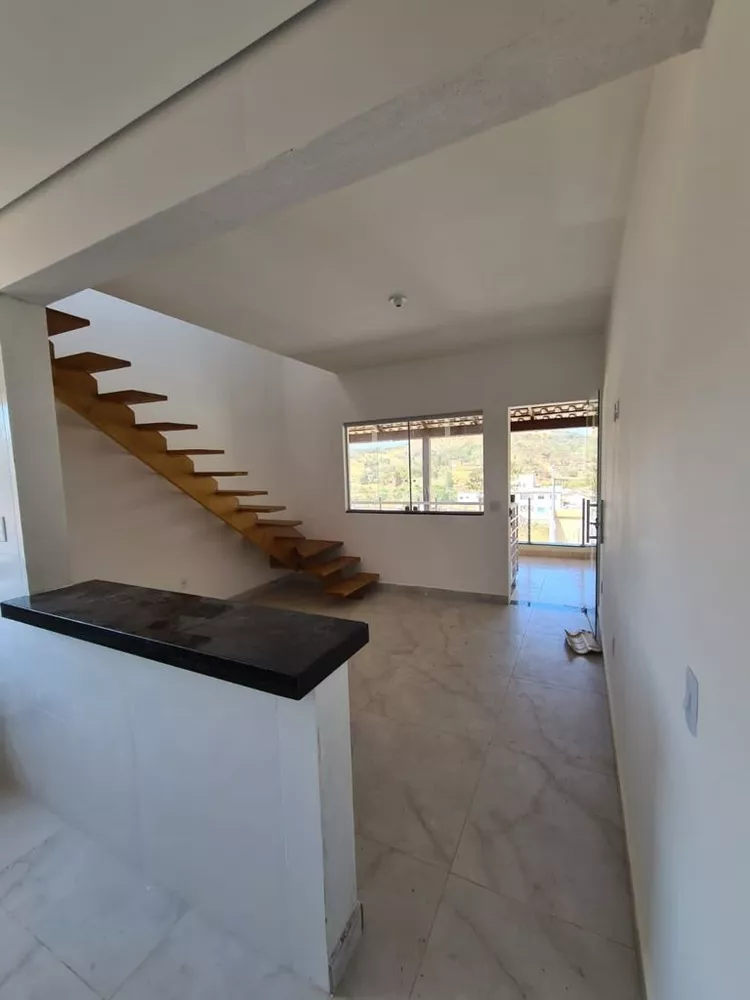 Casa à venda com 2 quartos, 140m² - Foto 12