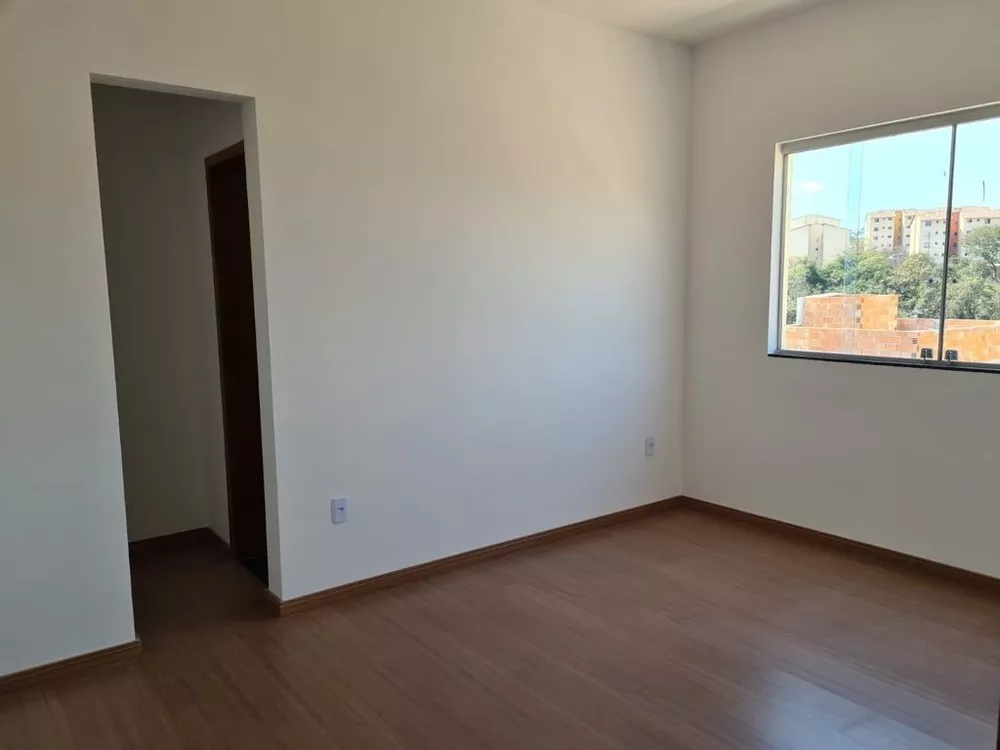 Casa à venda com 2 quartos, 140m² - Foto 11