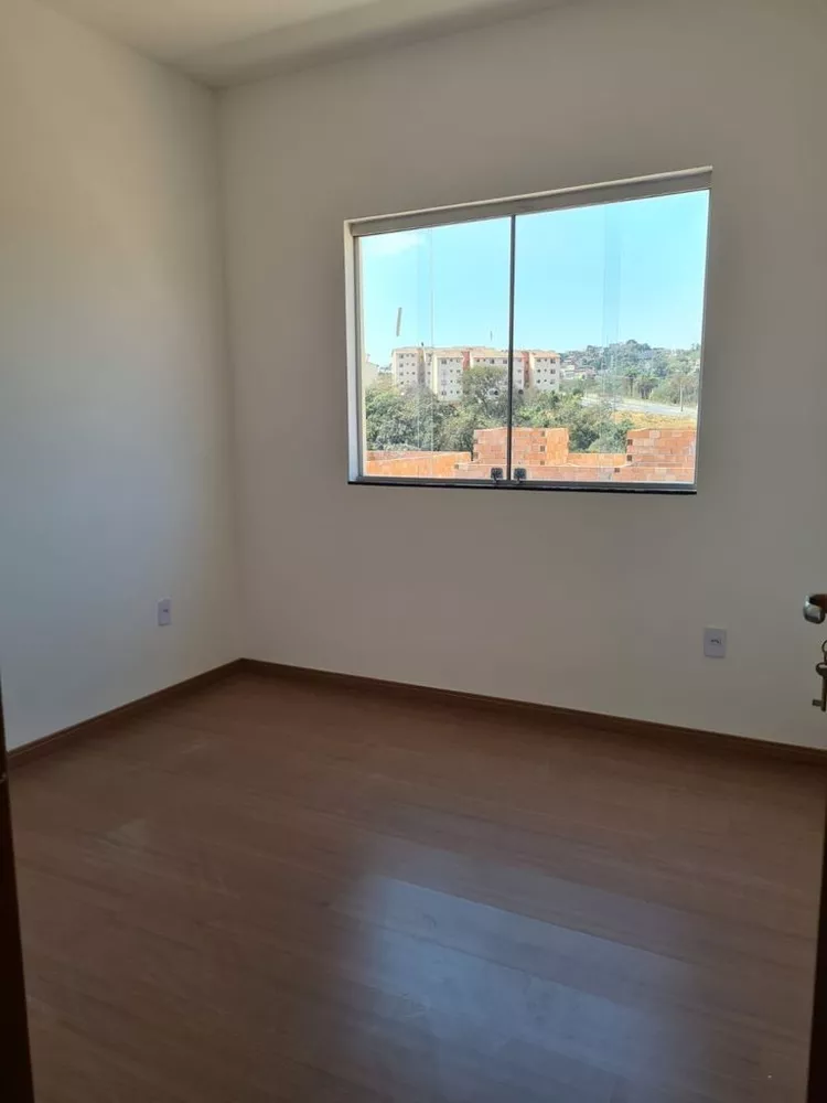 Casa à venda com 2 quartos, 140m² - Foto 10