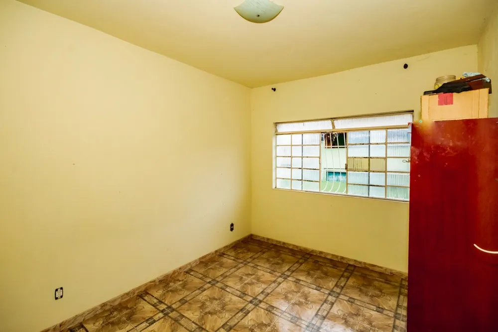Casa, 5 quartos, 302 m² - Foto 3