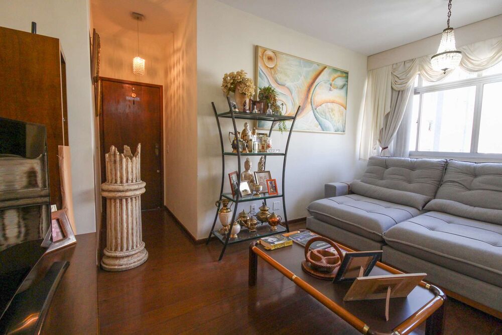 Apartamento à venda com 4 quartos, 140m² - Foto 3