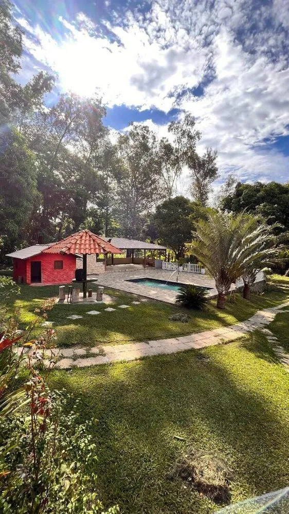 Chácara, 4 quartos, 6000 m² - Foto 1