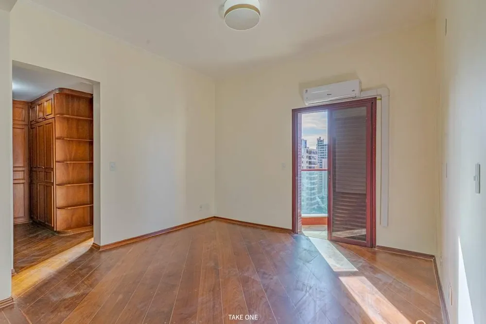 Apartamento, 3 quartos, 281 m² - Foto 7