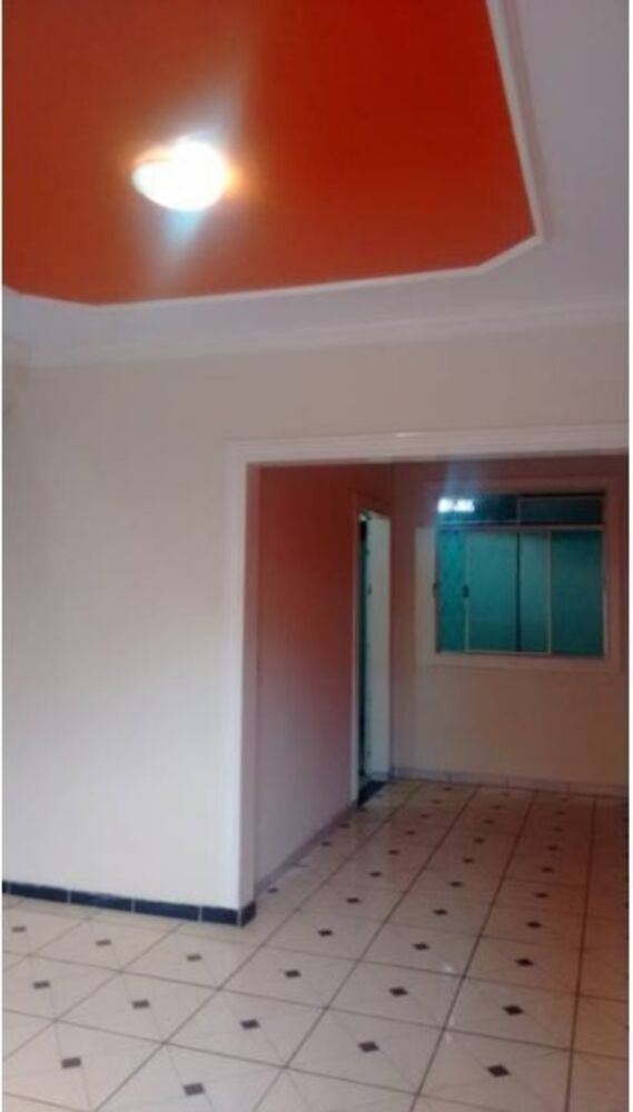 Casa à venda com 2 quartos, 55m² - Foto 3